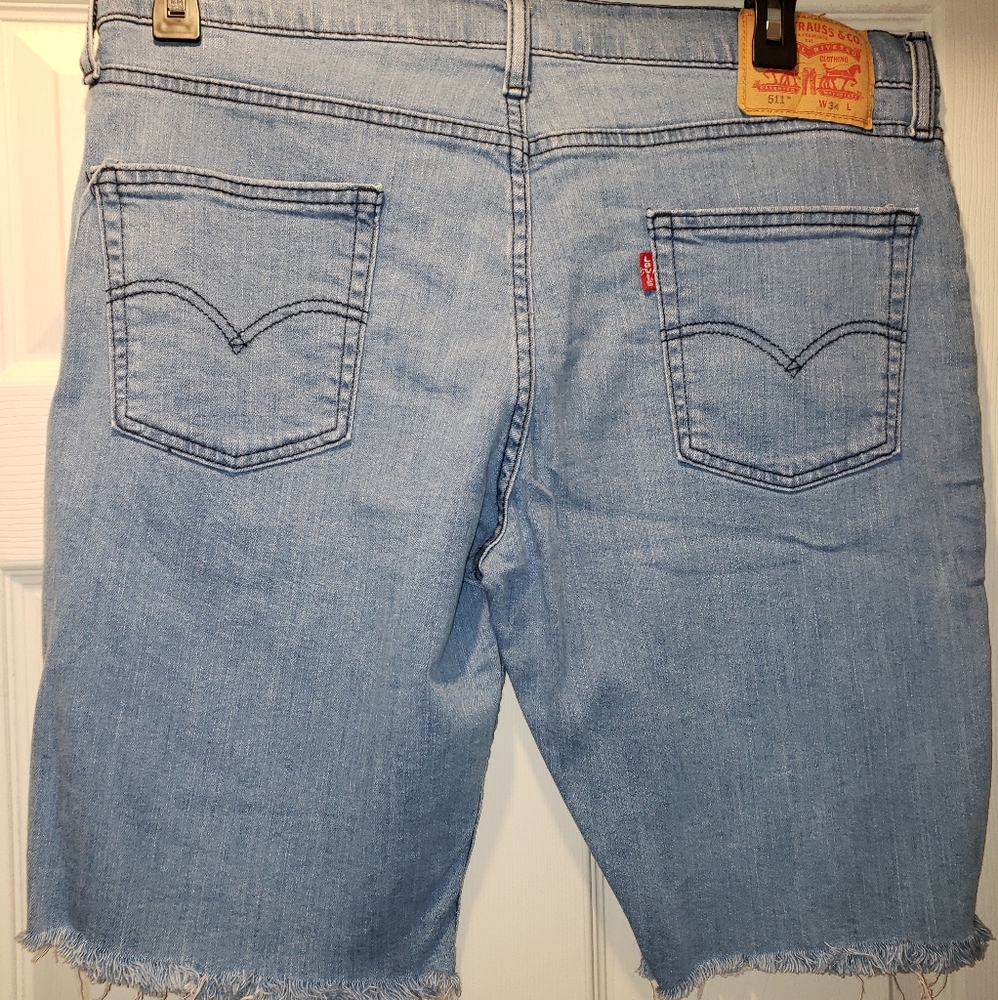 Levi's Mens Shorts- Size 34